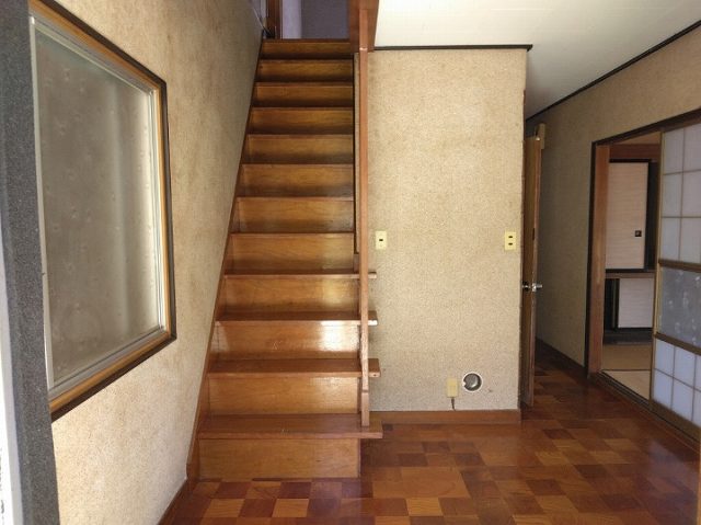階段(1～中2階へ)