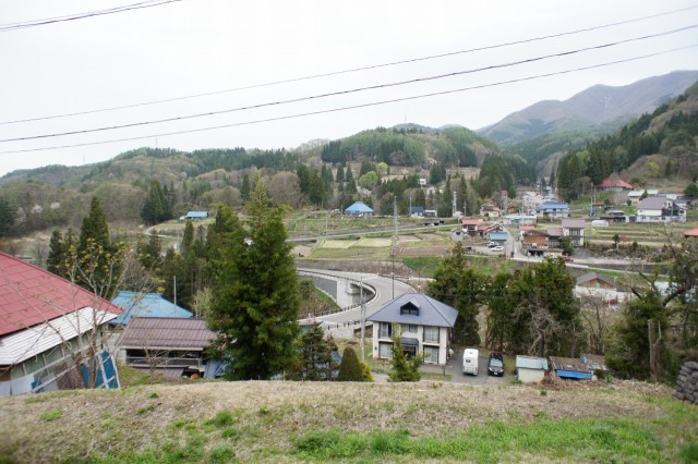 窓から北側の眺望。  木島平村方面ののどかな風景が広がります。